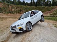 Крутые виражи на BMW